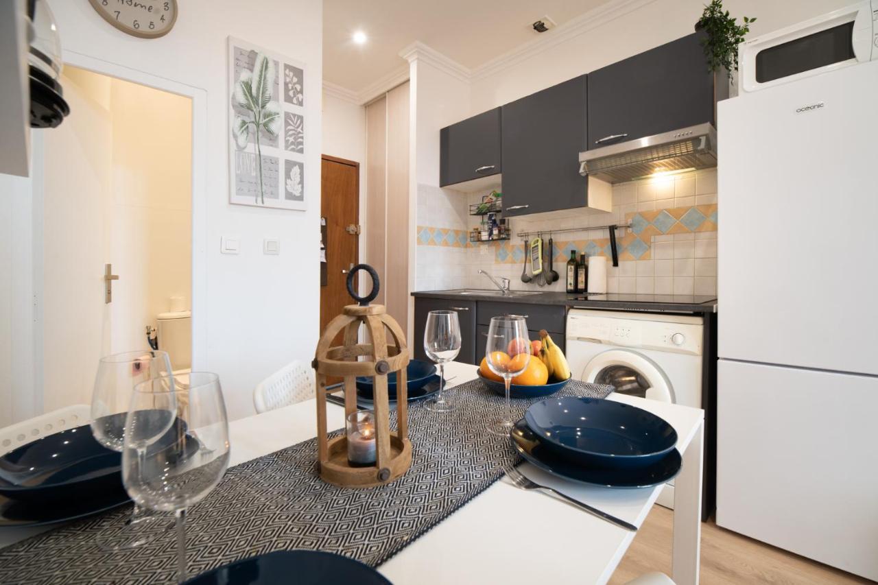 Private Independant Flat - Lourdes City Center - 2 Balconies 외부 사진